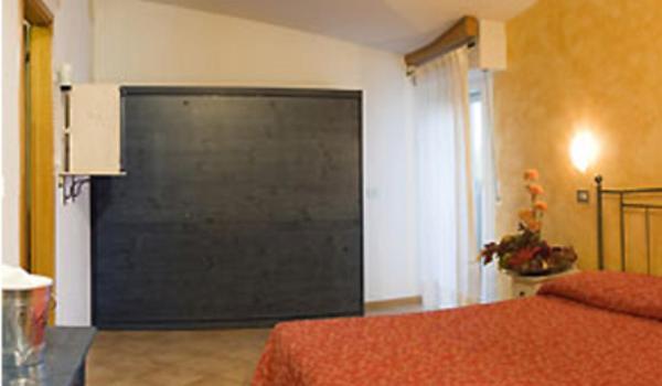 Hotel Carol Ріміні Номер фото